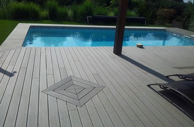 Pose de terrasse pour piscine